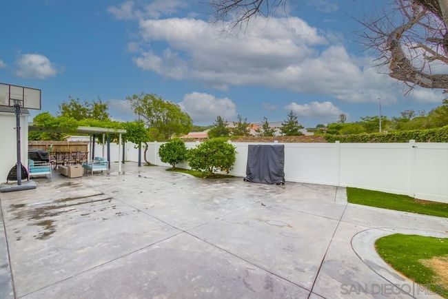 Yard | Image 30