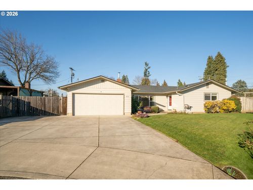 472 Springdale Ave, Springfield, OR, 97477 | Card Image