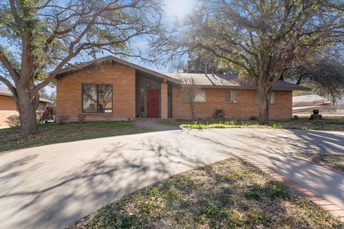 2919 Macauslan St, Big Spring, TX, 79720-6621 | Card Image
