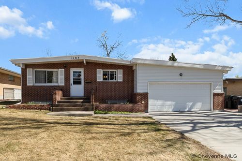 1103 Rosebud Rd, Cheyenne, WY, 82001-6132 | Card Image