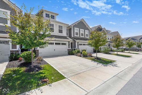 9599 Beckett St, Avon, IN, 46123-5005 | Card Image