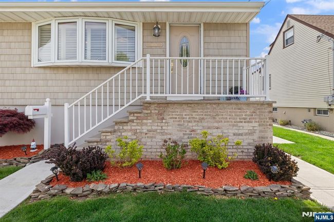 1026 Gillis Pl, House other with 3 bedrooms, 2 bathrooms and null parking in Secaucus NJ | Image 8