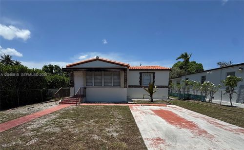459 Se 3rd St, Hialeah, FL, 33010-5311 | Card Image