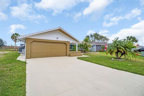 4001 Topsail Trl, New Port Richey, FL, 34652-4451 | Card Image