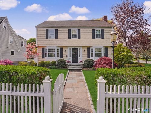 20 Chelsea Street, Fairfield, CT, 06824 | Card Image