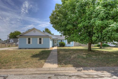 1945 Blue Bird Dr, Webb City, MO, 64870-1192 | Card Image