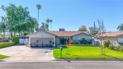 11220 Rogers, Riverside, CA, 92505 | Card Image