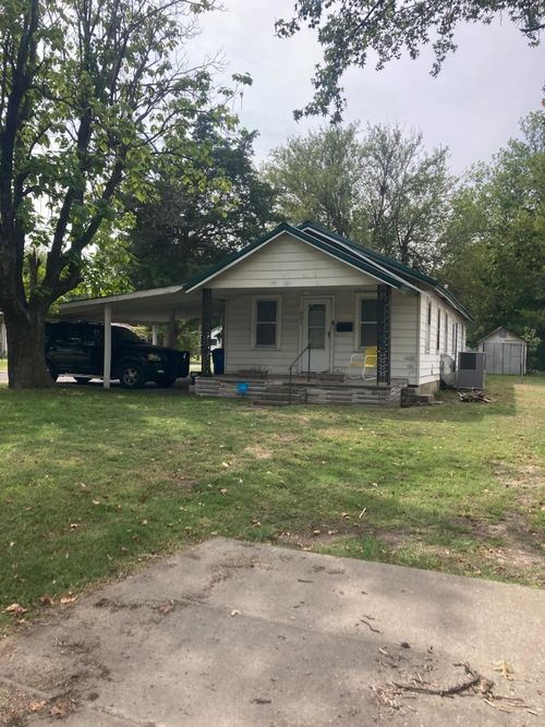 501 G St Ne, Miami, OK, 74354-4815 | Card Image