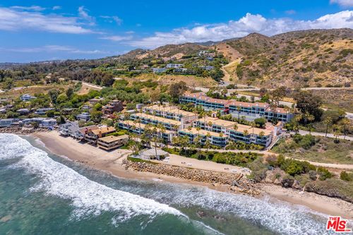 a114-26664 Seagull Way, Malibu, CA, 90265-4543 | Card Image