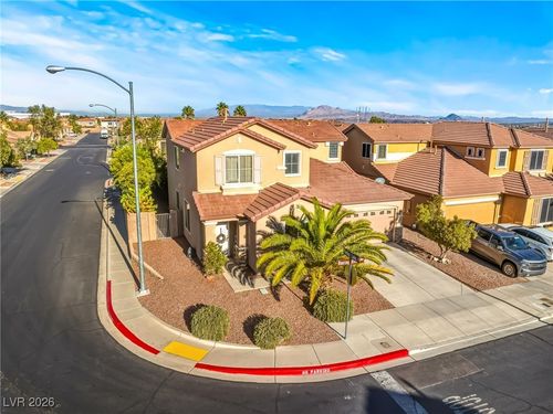 988 Roaring River Ave, Henderson, NV, 89002-0925 | Card Image