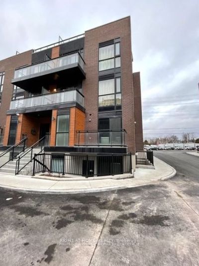 702 - 5309 Highway 7, Condo with 1 bedrooms, 1 bathrooms and 1 parking in Vaughan ON | Image 1