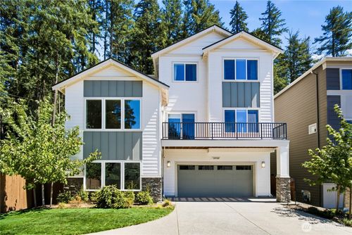 18733 14th Pl W, Lynnwood, WA, 98037-2106 | Card Image