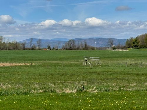 332 Lapham Bay Rd, Shoreham, VT, 05770-9615 | Card Image