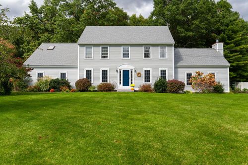 18 Colonial Drive, Litchfield, NH, 03052 | Card Image