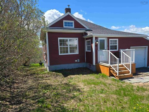 66 Oak St, New Glasgow, NS, B2H4H2 | Card Image