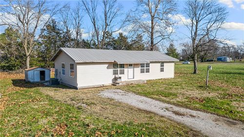 209 E Hutchings St, Fairview, MO, 64842-7133 | Card Image