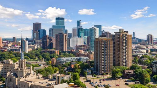 apt-914-400 Groveland Ave, Minneapolis, MN, 55403-3202 | Card Image