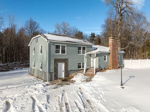 11 Bryant St, Chesterfield, MA, 01012-9707 | Card Image