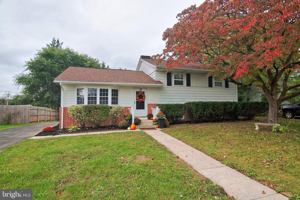 Center Ln, Reading, PA 19606