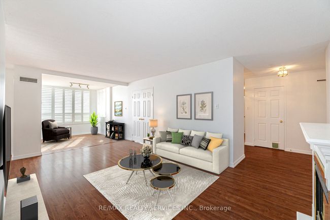 1210 - 20 Cherrytree Dr, Condo with 3 bedrooms, 2 bathrooms and null parking in Brampton ON | Image 11