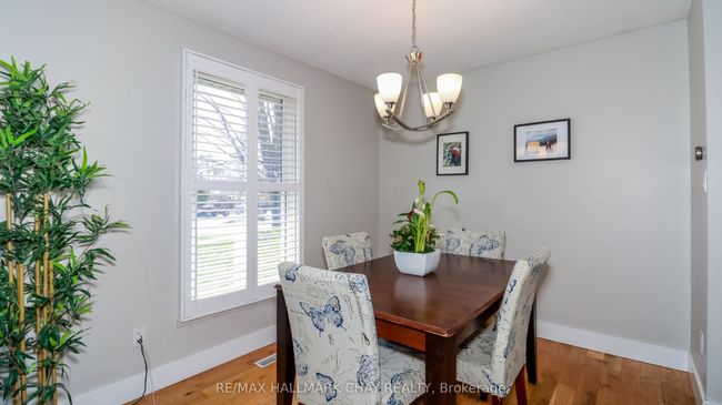 51 Christie Cres, House other with 4 bedrooms, 2 bathrooms and 4 parking in Barrie ON | Image 11