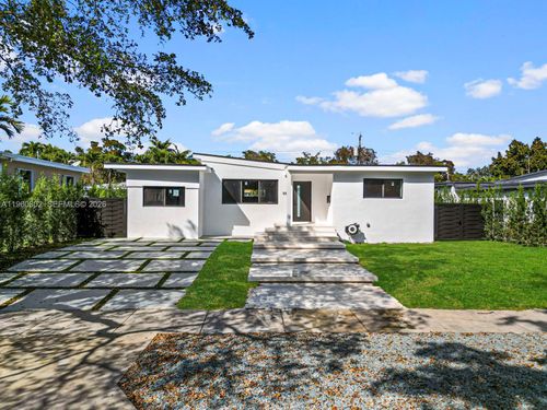 0-5841 Sw 13th St, West Miami, FL, 33144-5703 | Card Image