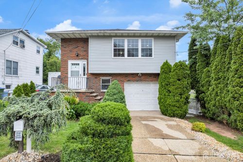 6 Harvey Ave, Edison, NJ, 08820-3822 | Card Image