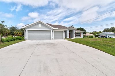 802 Dempsey Avenue, House other with 4 bedrooms, 3 bathrooms and null parking in Sebastian FL | Image 2