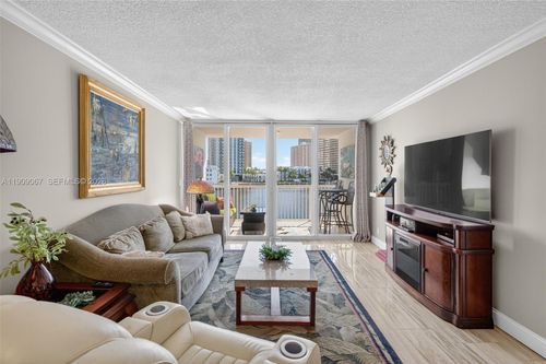 apt-205-121 Golden Isles Dr, Hallandale Beach, FL, 33009-5805 | Card Image
