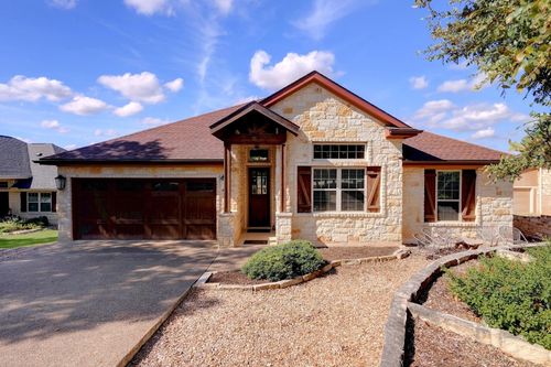 70 Brookhollow Dr, Wimberley, TX, 78676-2504 | Card Image