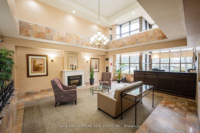 1507 - 5 Lisa St, Condo with 3 bedrooms, 2 bathrooms and 1 parking in Brampton ON | Image 4