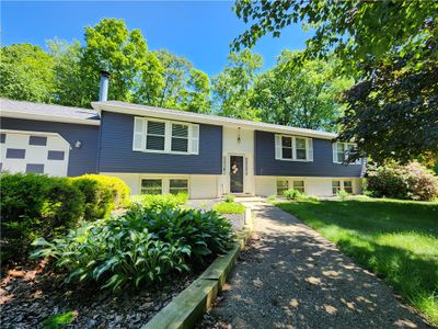 911 Aztec Trl, House other with 3 bedrooms, 2 bathrooms and 2 parking in Coolspring Twp PA | Image 3