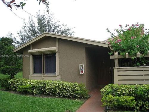 1-447 Lakeview Dr, Weston, FL, 33326-2409 | Card Image