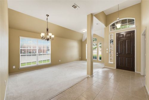 11 Beechcreek Dr, Edgecliff Village, TX, 76134-3424 | Card Image