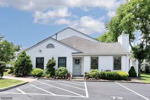 73 Konight Ct, Mahwah, NJ, 07430-2959 | Card Image