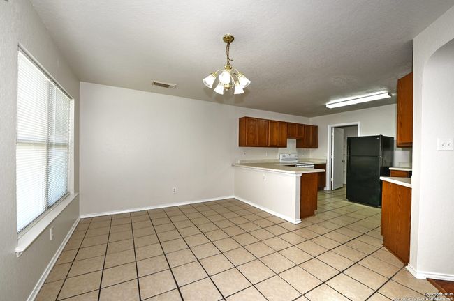 9042 Twinceek Farm, House other with 3 bedrooms, 3 bathrooms and null parking in Converse TX | Image 13