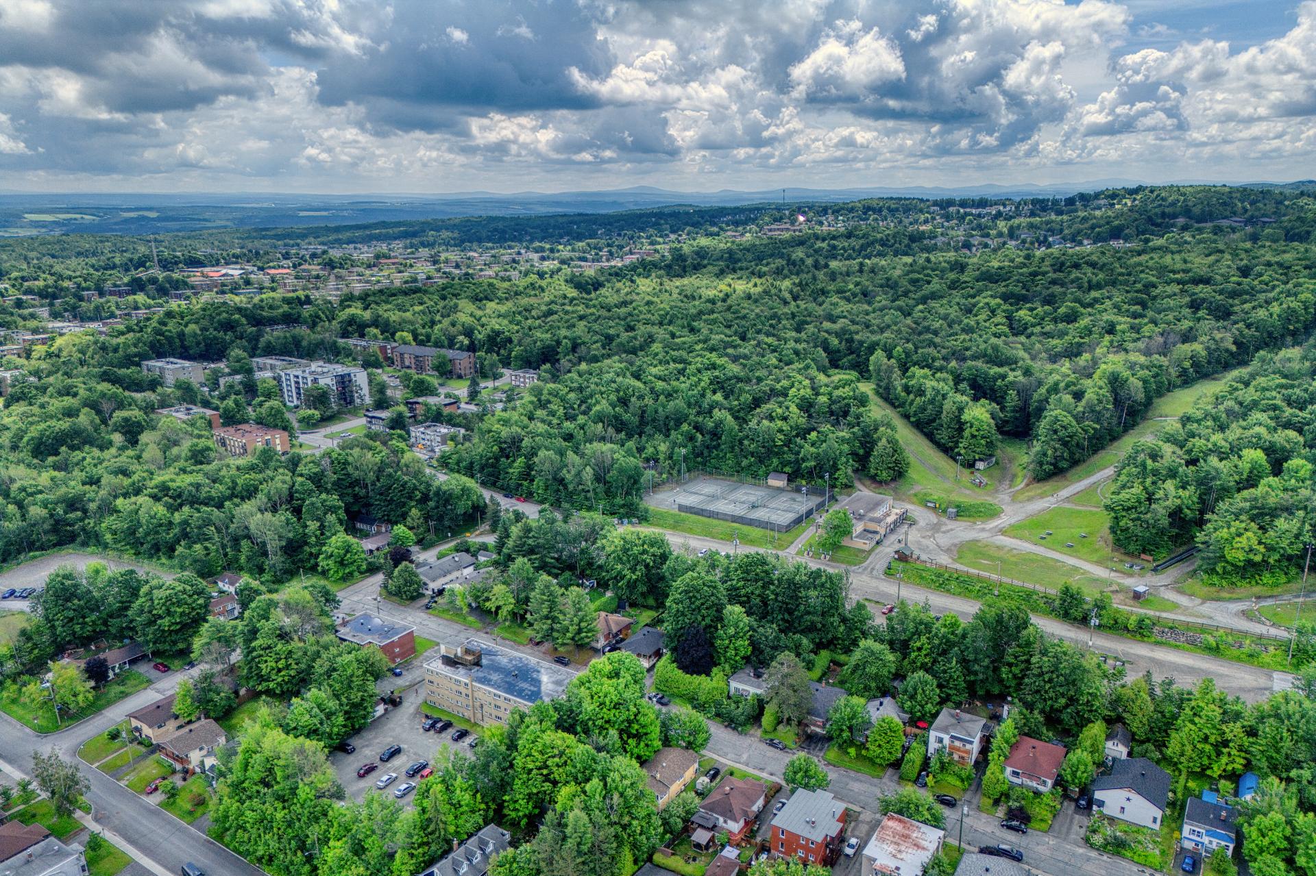 Land in Sherbrooke (Les Nations) 3