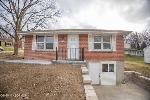 1514 Marsha Ln, Jefferson City, MO, 65101-3710 | Card Image