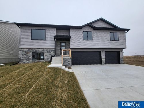 5815 Sw 9th St, Lincoln, NE, 68523-9117 | Card Image