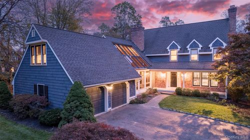 35 Daveport Farm Ln East, Out of Area, CT, 06903 | Card Image