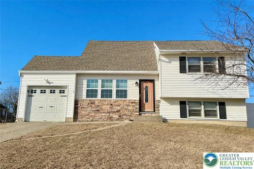 3041 Hermitage Ave, EASTON, PA, 18045-2430 | Card Image