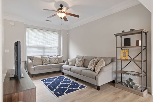 1319 Concord Mill Ln, Nashville, TN, 37211-8632 | Card Image