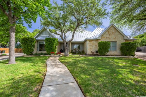 2146 Stone Gate, Fredericksburg, TX, 78624-2958 | Card Image