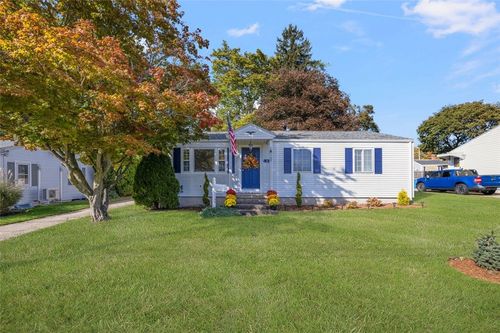 169 Partition St, Warwick, RI, 02888-4010 | Card Image