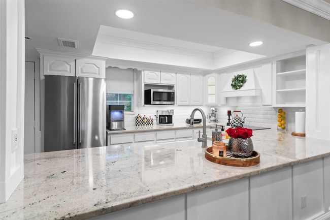 APT-139 - 8511 Westover Ct, Condo with 2 bedrooms, 2 bathrooms and null parking in Granbury TX | Image 7