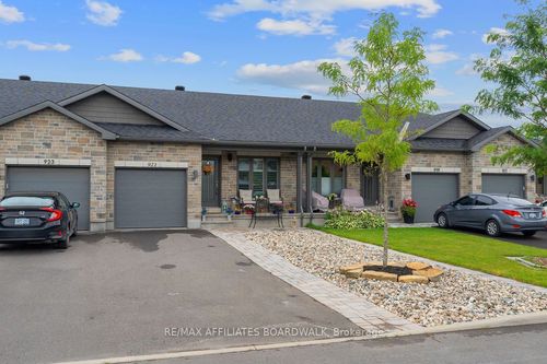 921 Leishman Dr, Almonte, ON, K0A1A0 | Card Image