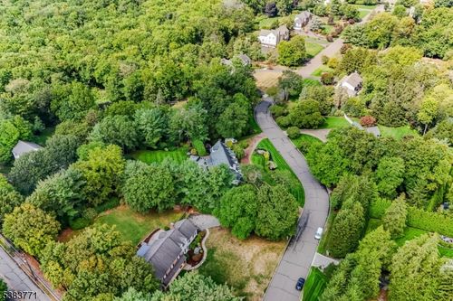 856 Stonewall Ct, Franklin Lakes, NJ, 07417-1927 | Card Image