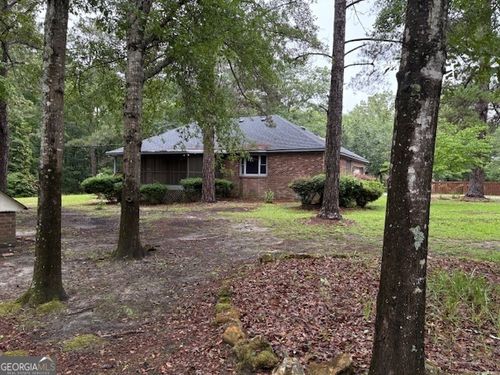 390 Old Prospect Church Rd, Jeffersonville, GA, 31044-7619 | Card Image