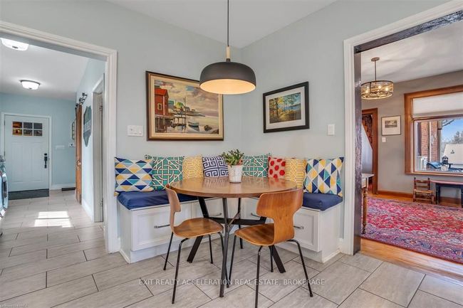 6 Elizabeth St, House other with 4 bedrooms, 2 bathrooms and 4 parking in Newburgh ON | Image 5