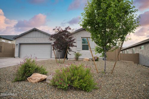 576 Whistle Stop Rd, Clarkdale, AZ, 86324-3374 | Card Image